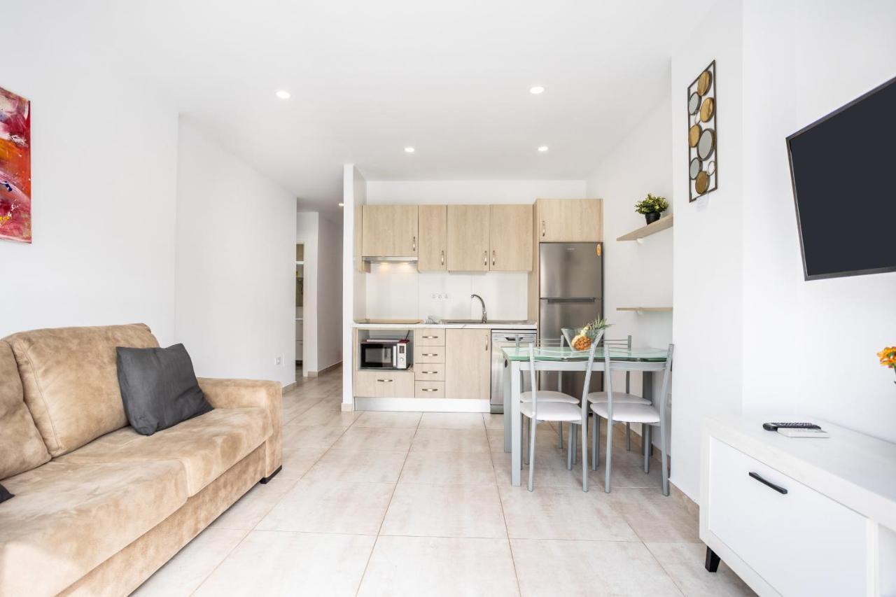 Family Home Near Ocean Los Cristianos Lovetenerife アロナ エクステリア 写真