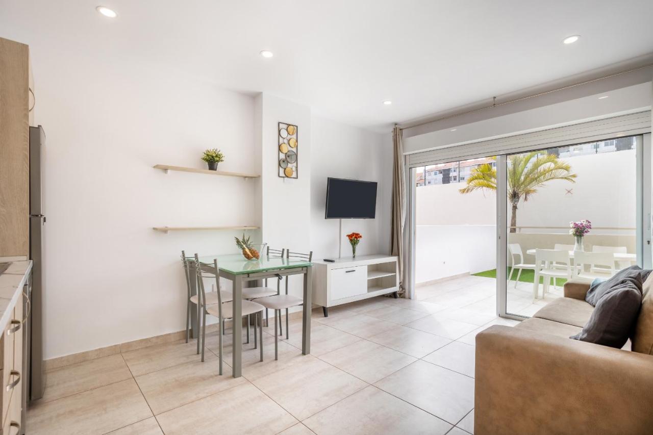 Family Home Near Ocean Los Cristianos Lovetenerife アロナ エクステリア 写真